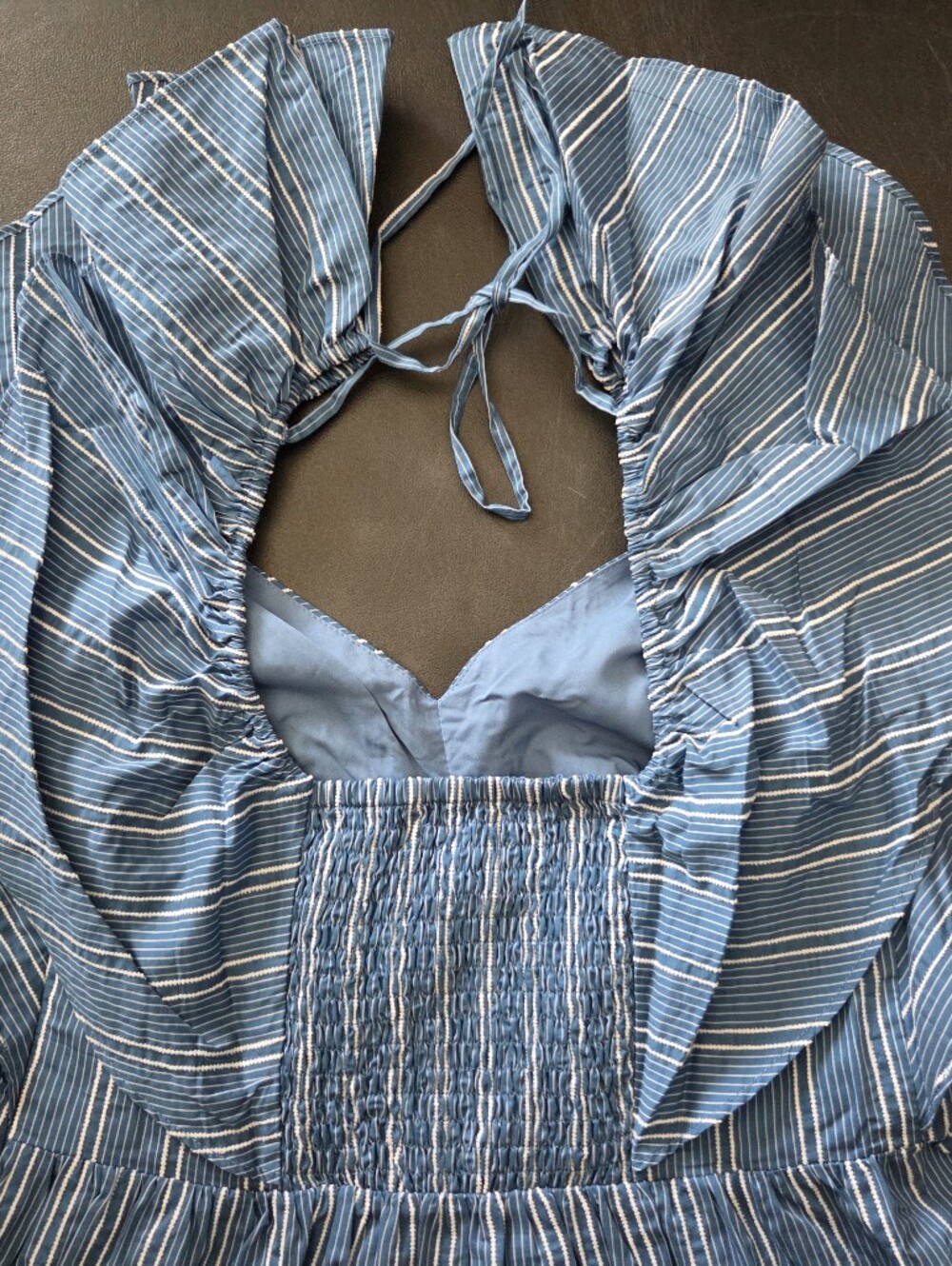 NWT - Adelyn Rae Shannon Blue Striped Flutter Sleeve Tie Back Midi Dress -Size M - Picture 13 of 14